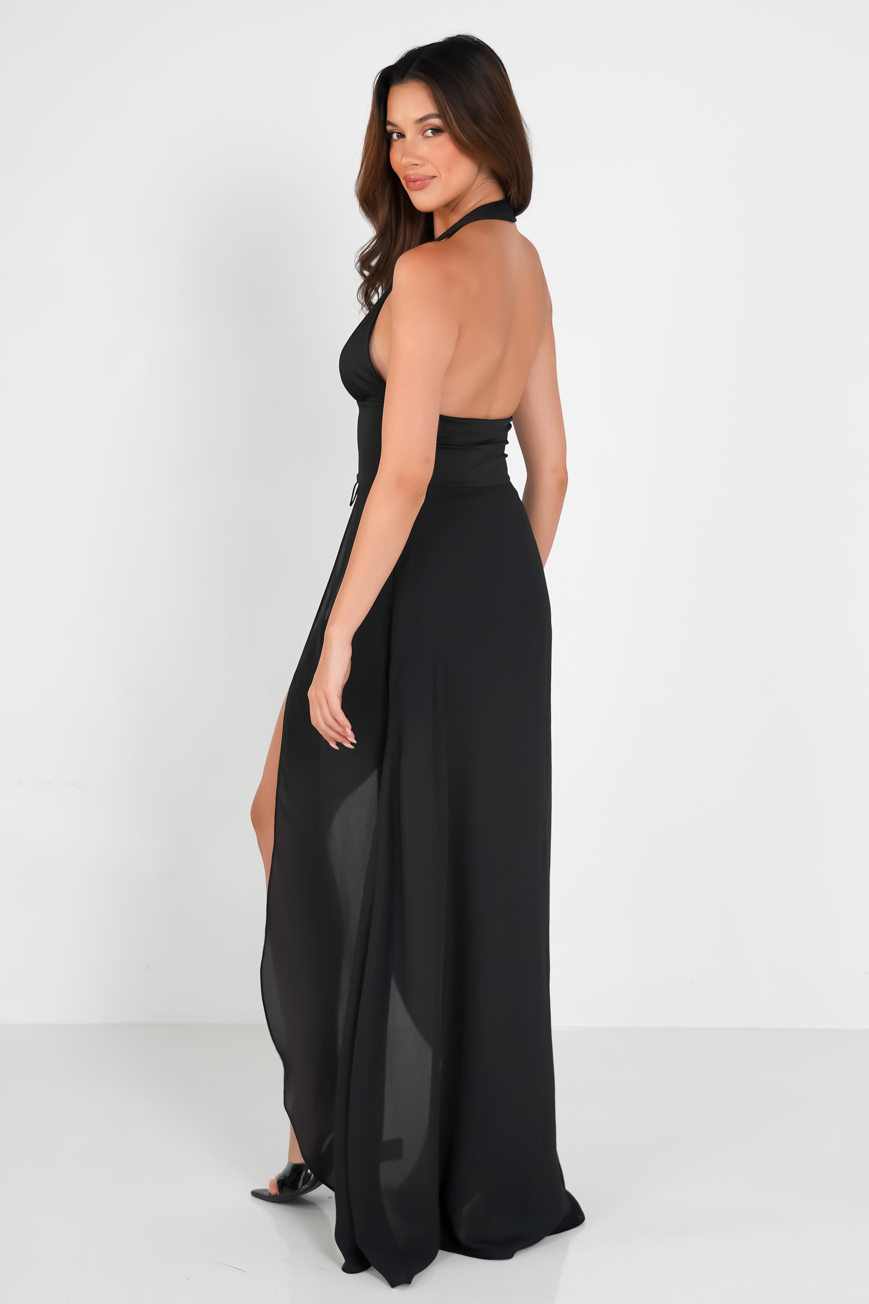 ZARIAH MAXI DRESS - HALTER NECK